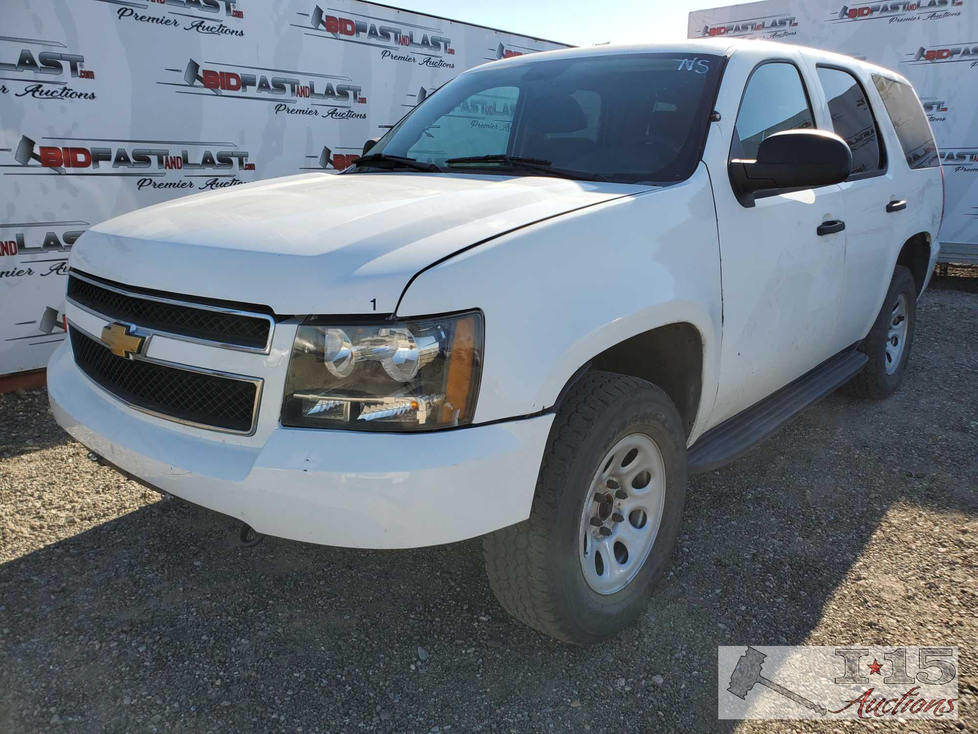 2013 Chevrolet Tahoe, White