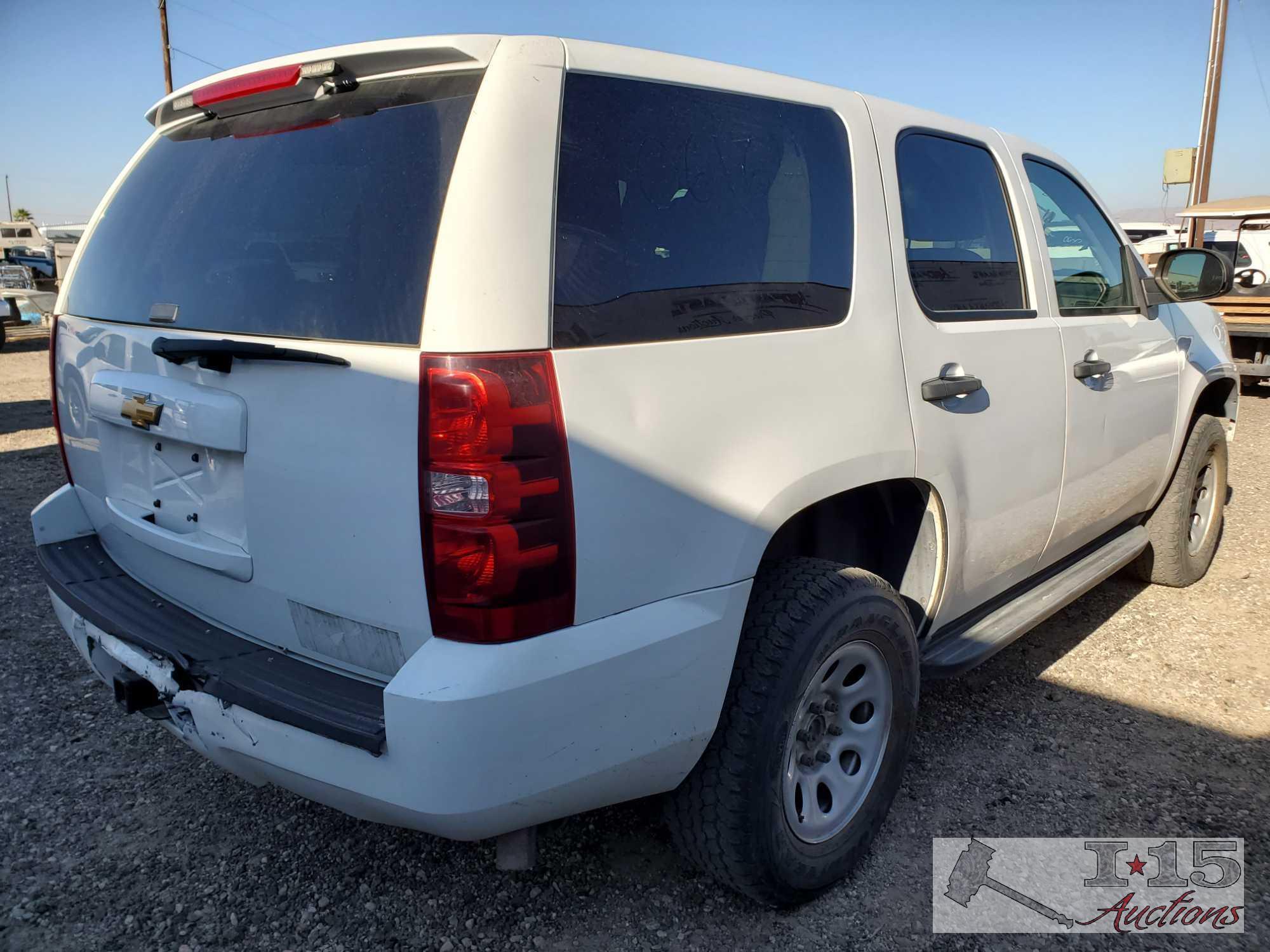 2013 Chevrolet Tahoe, White