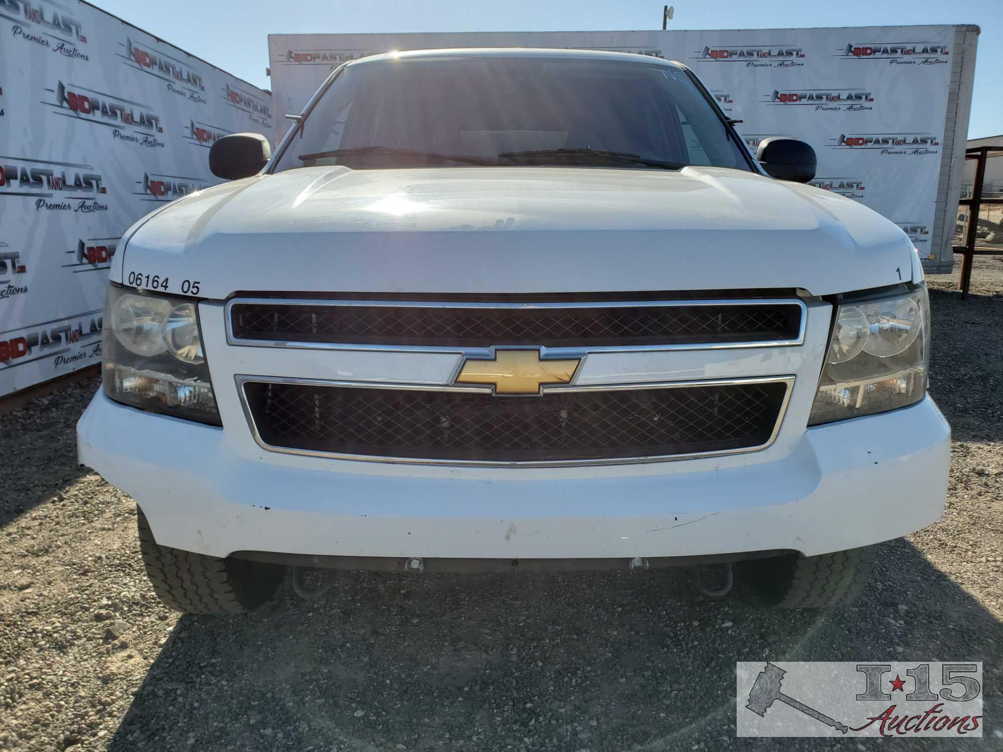 2013 Chevrolet Tahoe, White