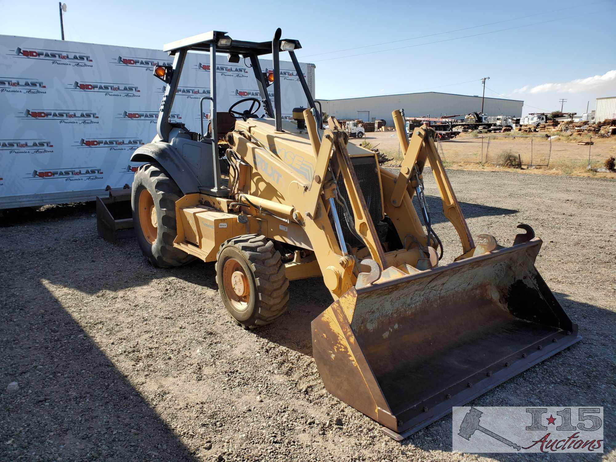 570XLT Case Scraper Tractor