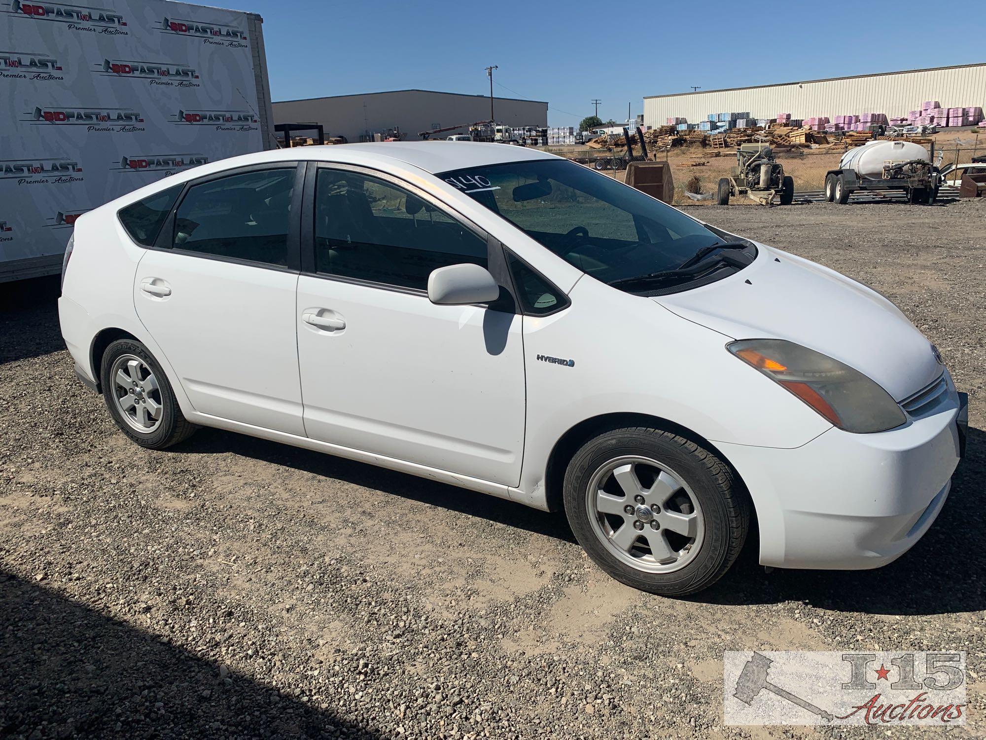 2008 Toyota Prius, White CURRENT SMOG