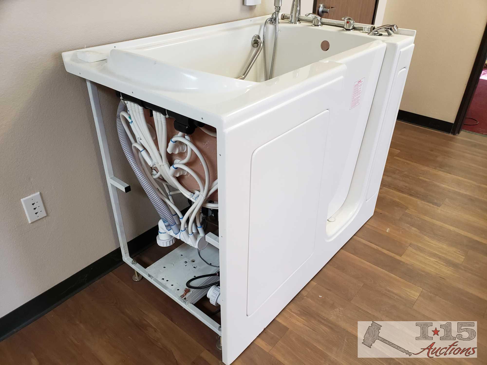 Therapy Tub Model 3052A