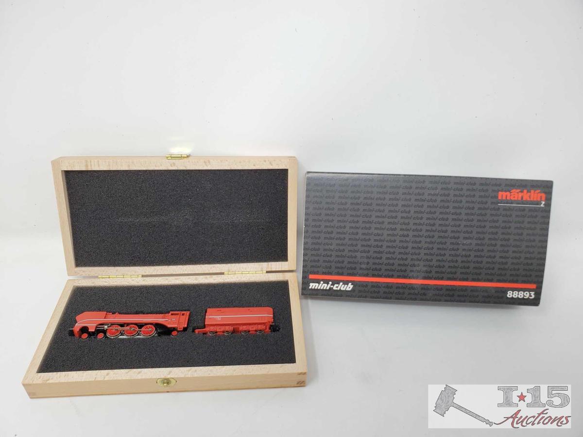 Marklin Mini-Club Z Scale Locomotive in Box - 88893