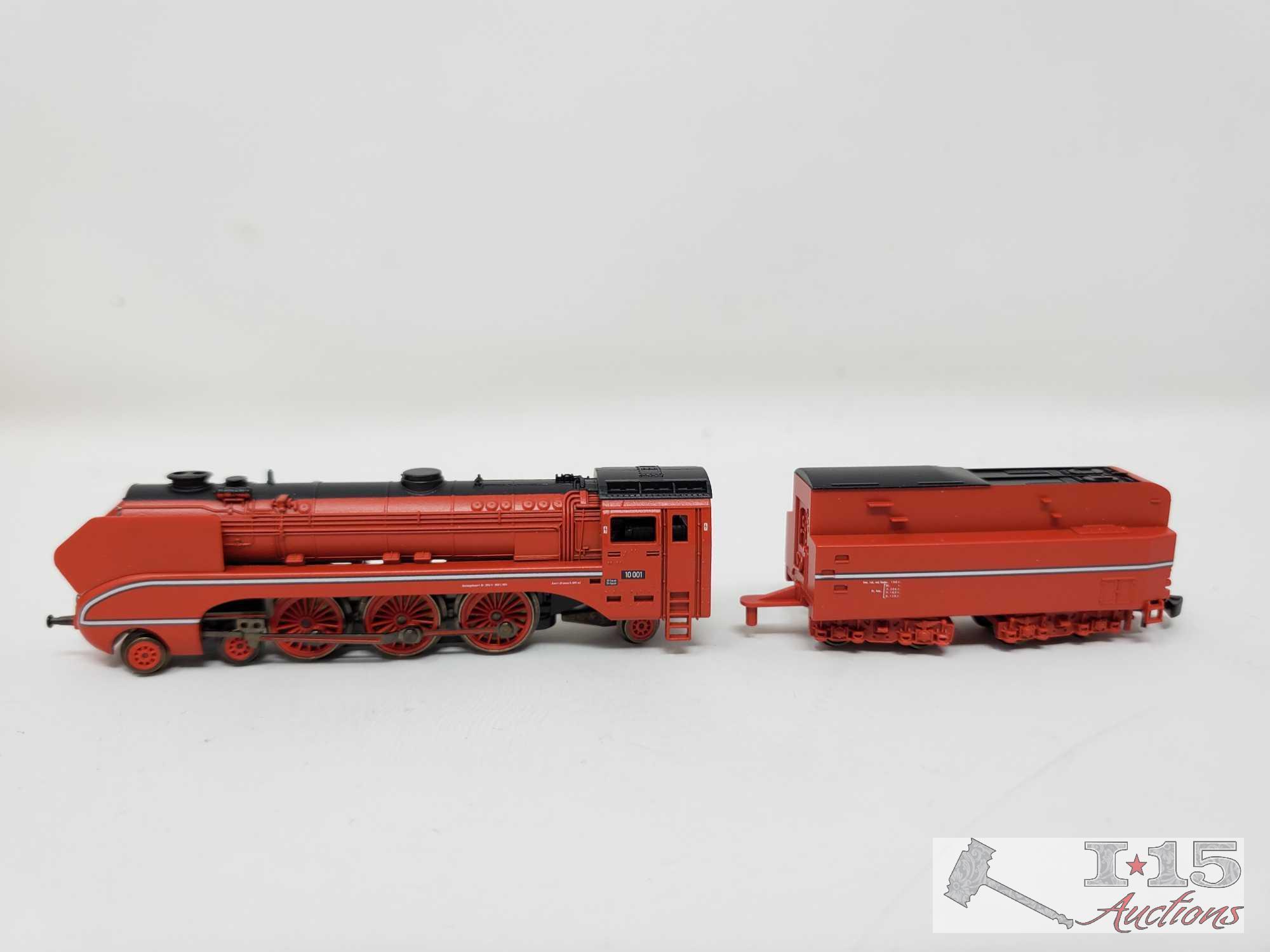 Marklin Mini-Club Z Scale Locomotive in Box - 88893