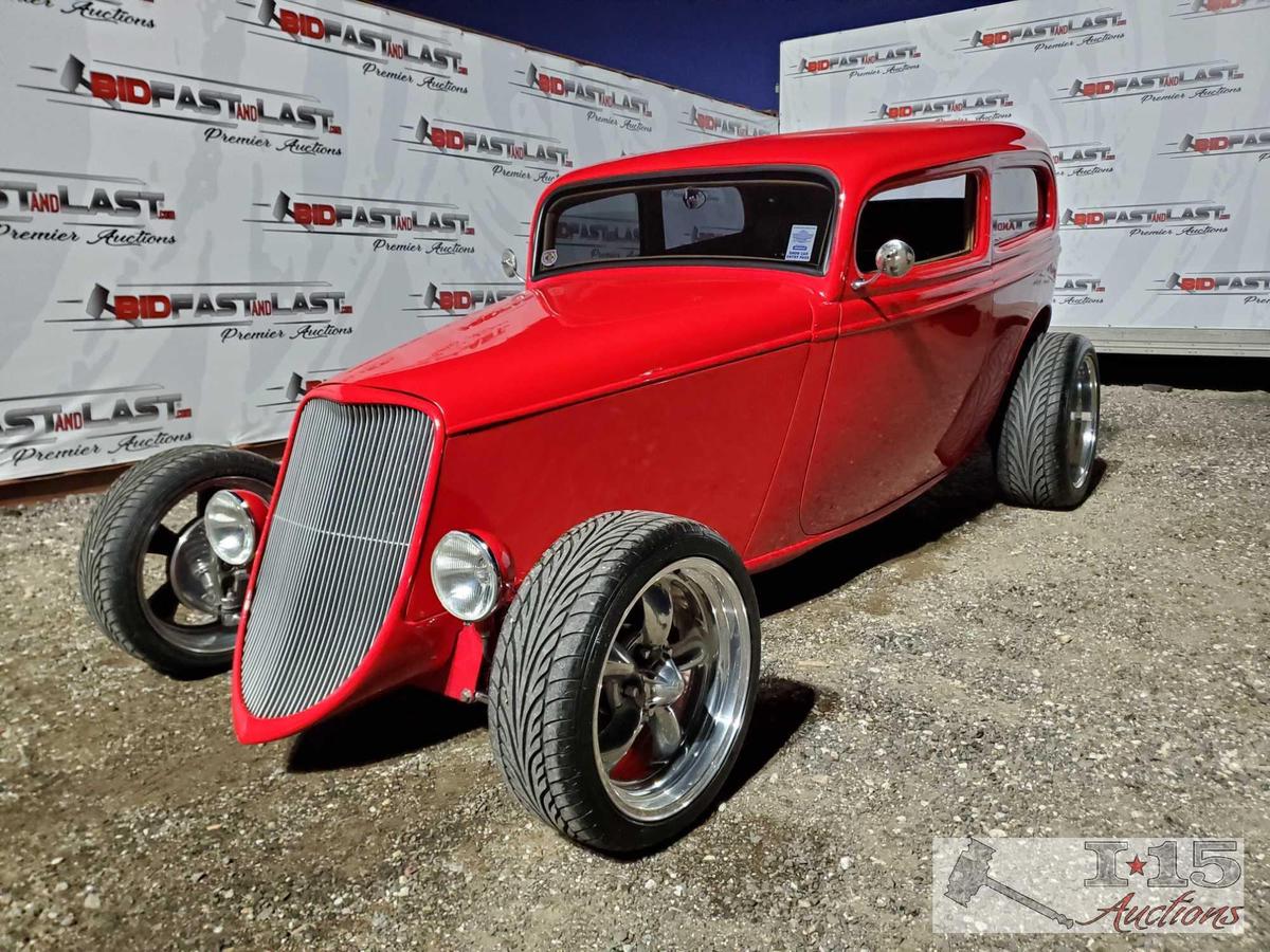 1933 Ford Two-Door