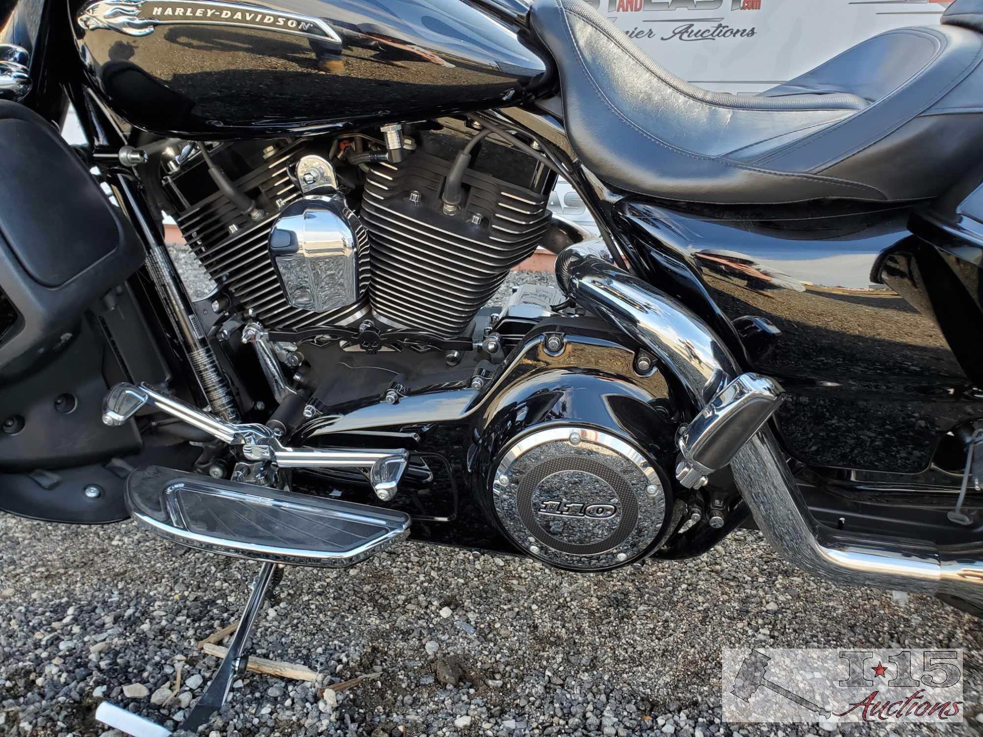 2015 Harley-Davidson FLHXSE Street Glide CVO