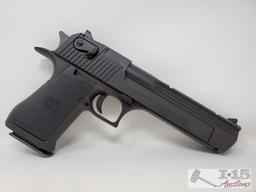 Magnum Research Desert Eagle .44Mag Semi-Auto Pistol with 3 Magazines and Case