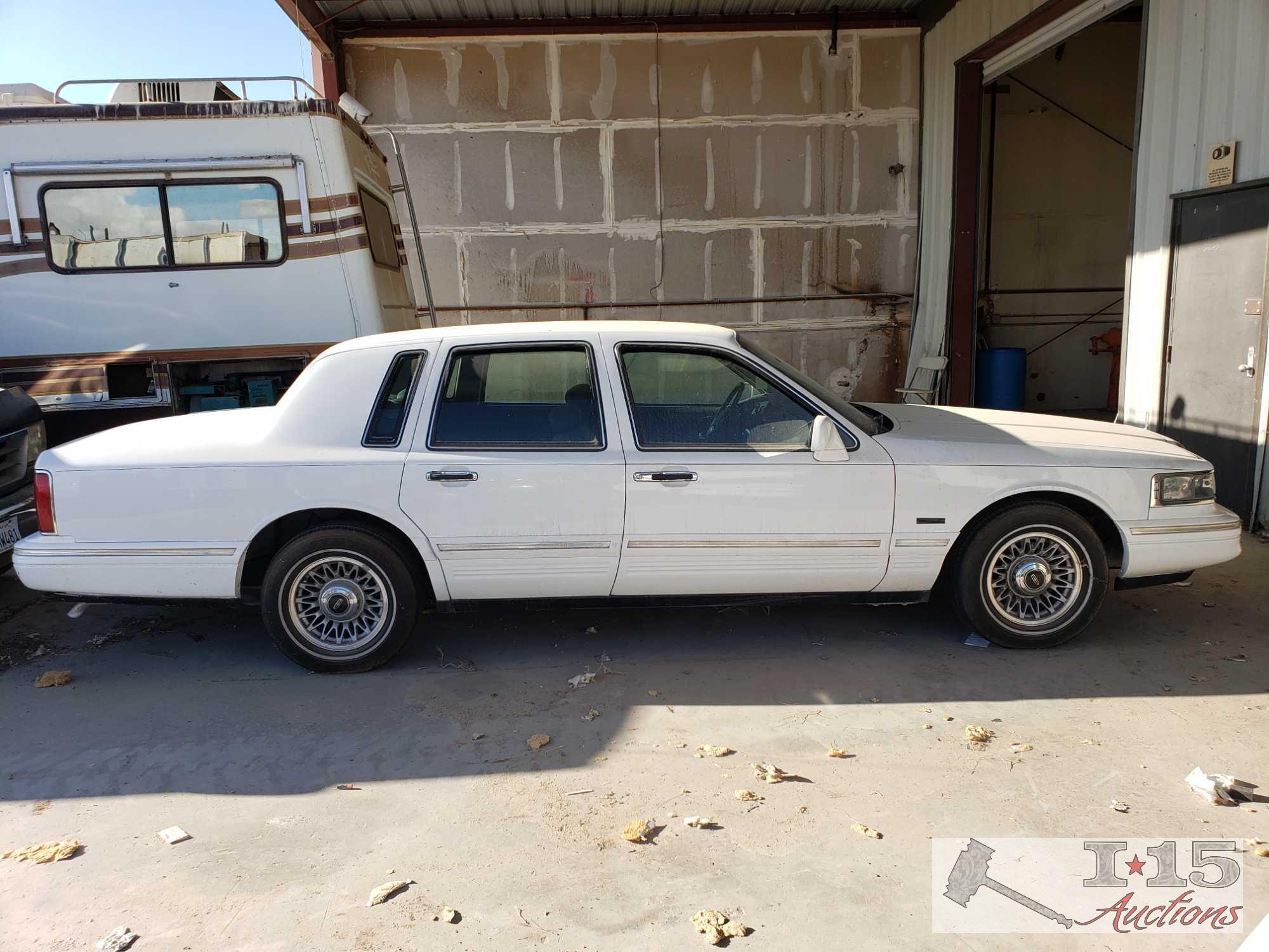 1995 Lincoln Town Car