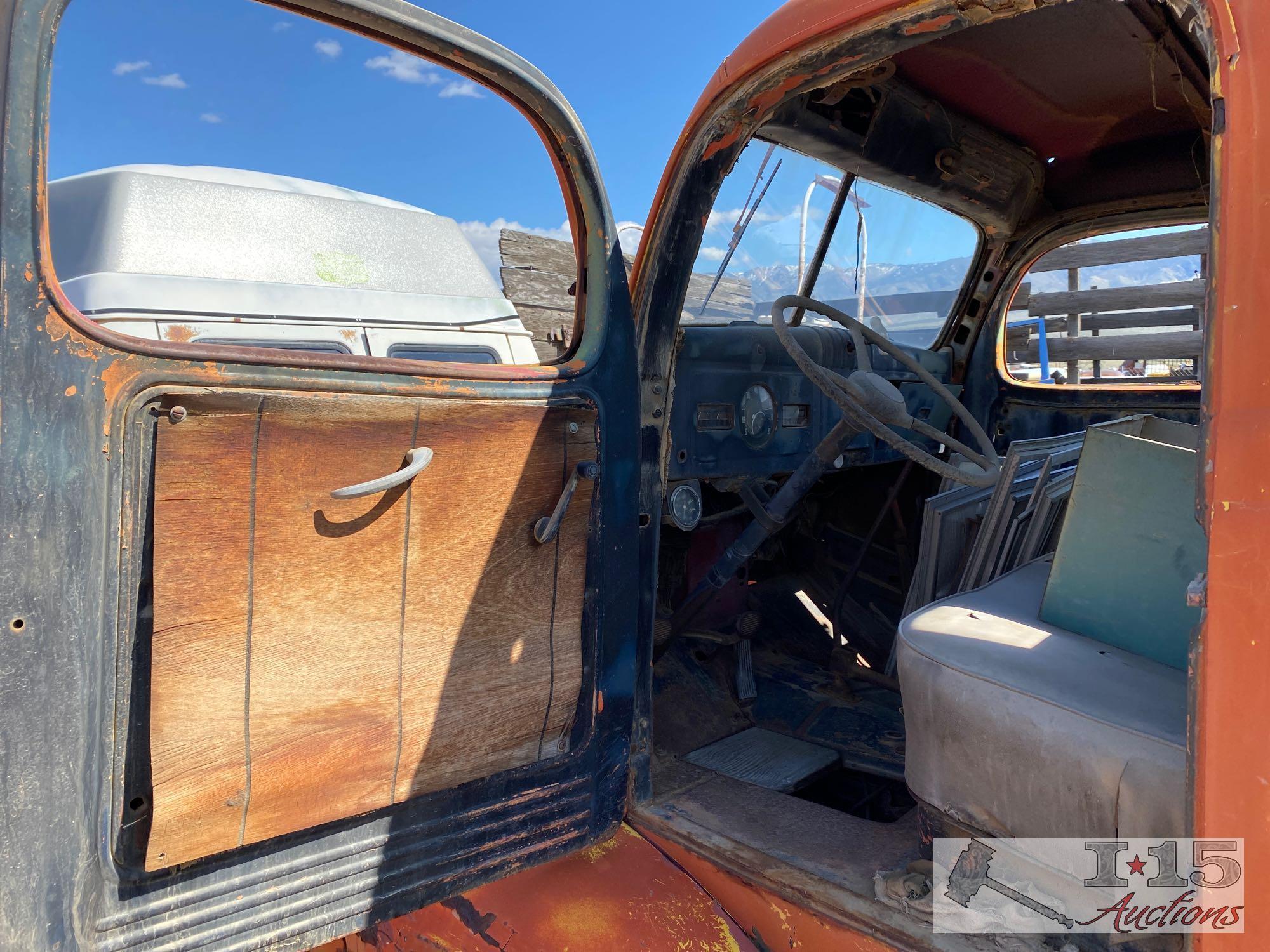 1944 Dodge COE 1 1/2 Ton Tow Truck