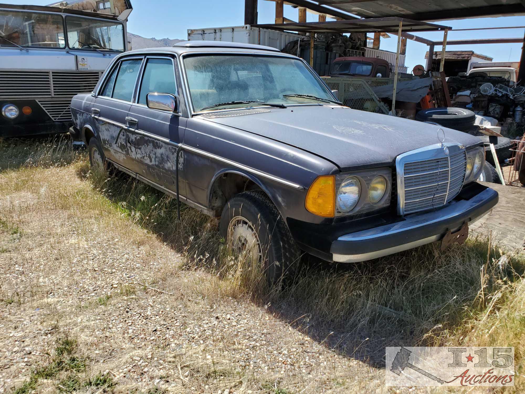 1981 Mercedes Benz 300D