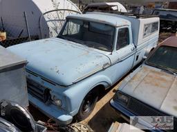 1964 Ford F-250 (Key in ignition)