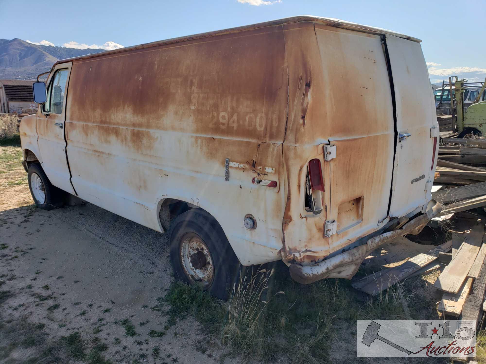 1975 Ford Econoline Van