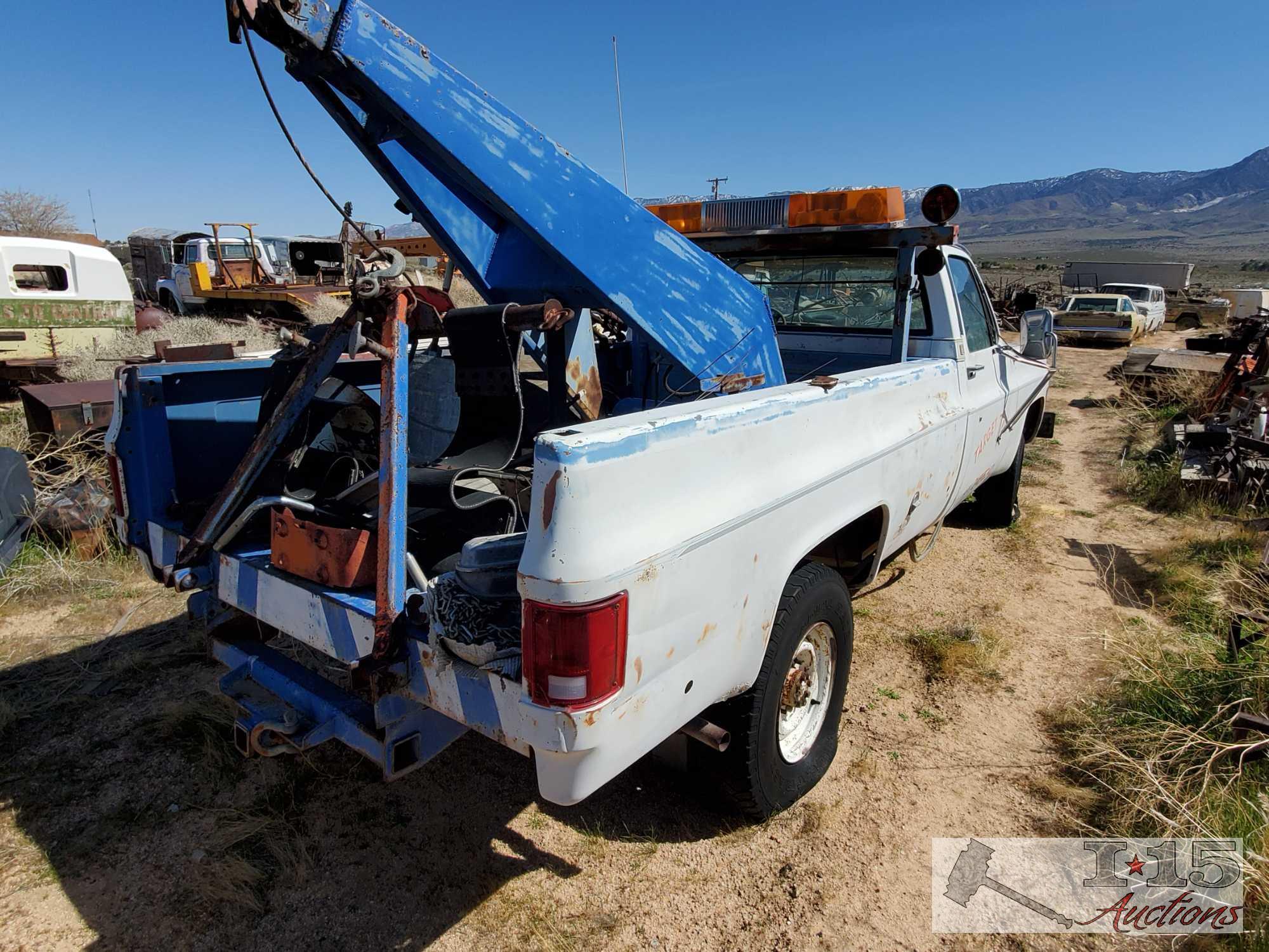 1977 Chevrolet 4WD Tow Truck