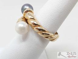 14k Gold Ring With Pearls, 6.3g
