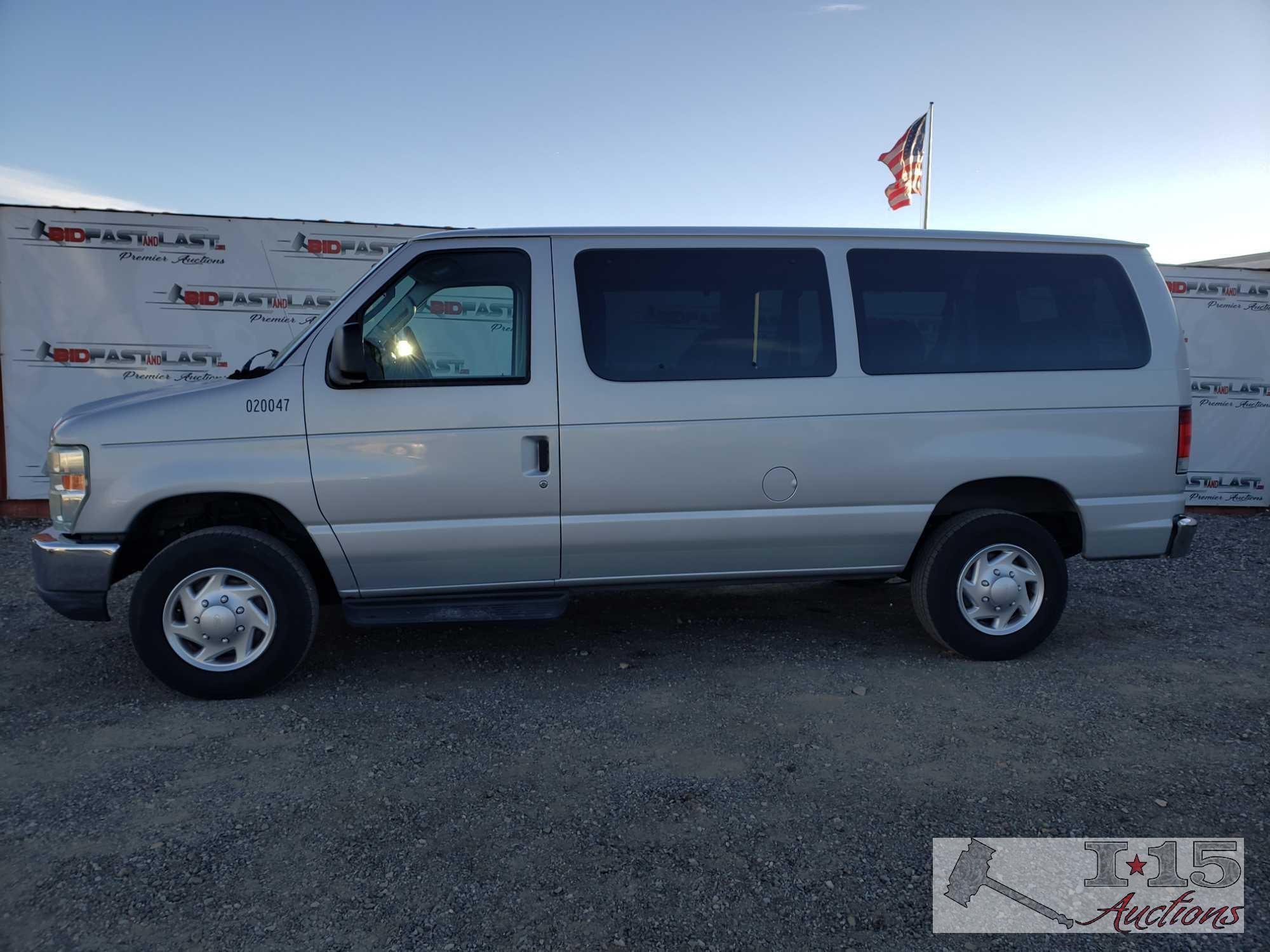 2011 Ford Econoline Wagon , CURRENT SMOG