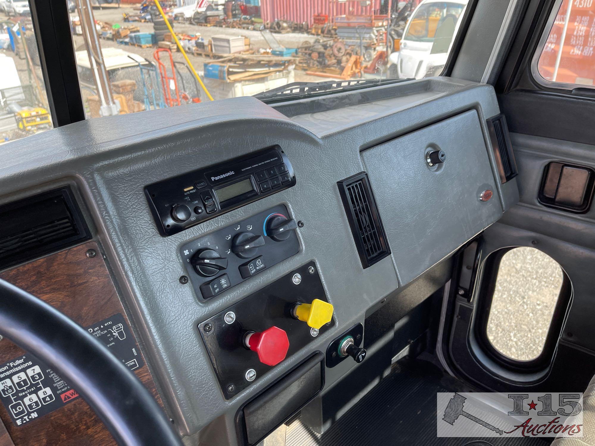 1995 Peterbilt 330