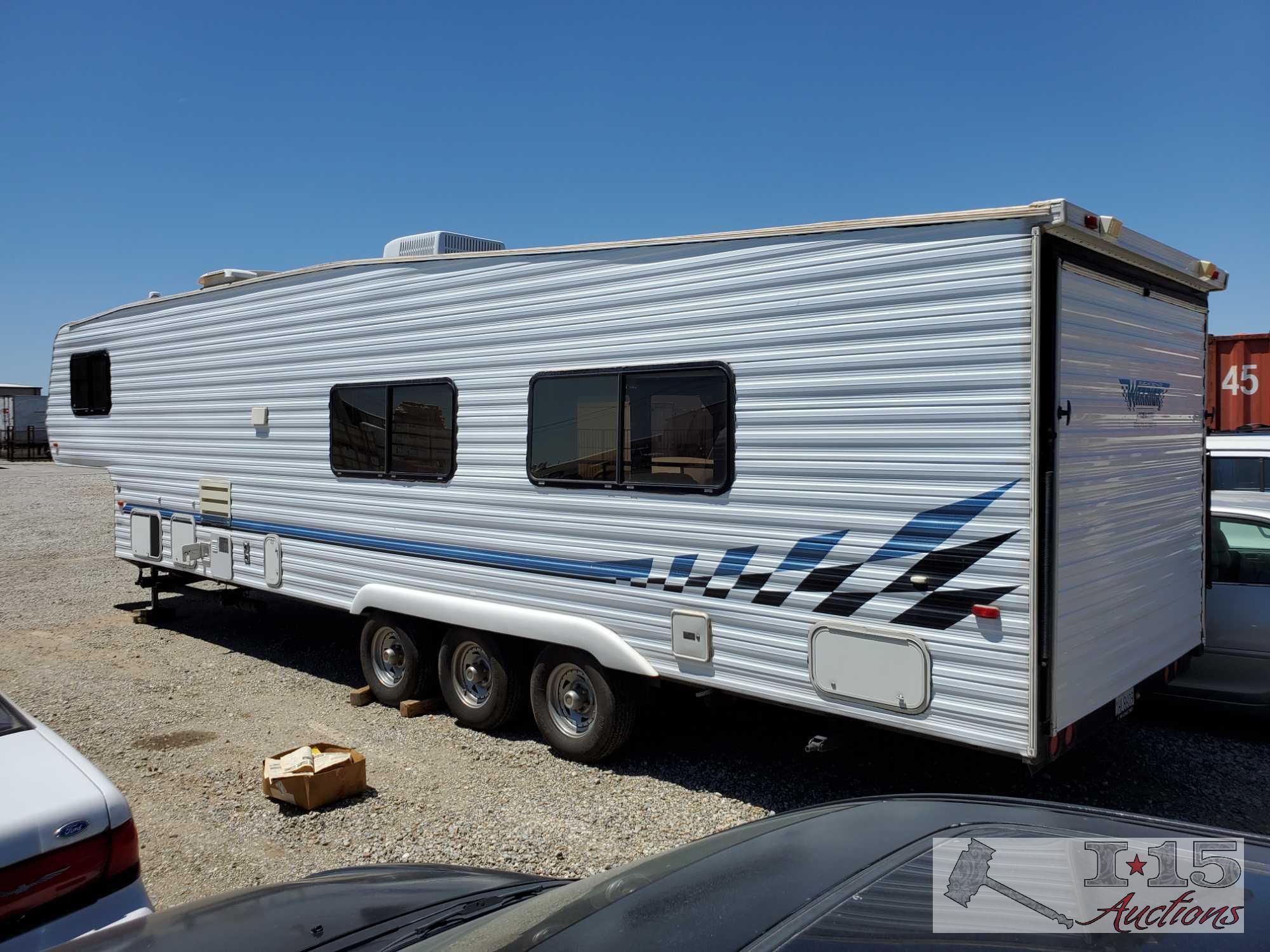 2000 38' Fifth Wheel Weekend Warrior Toy Hauler