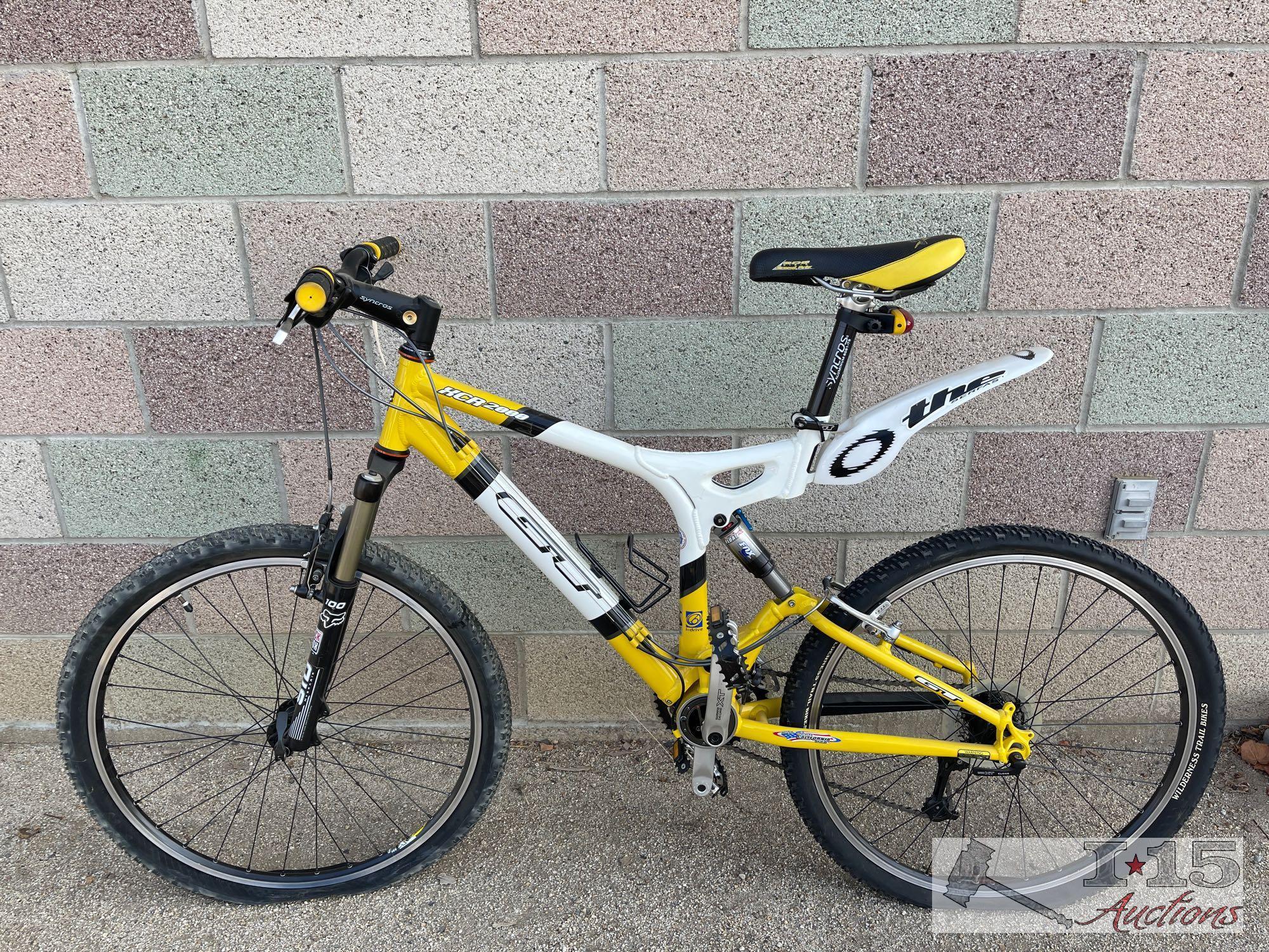 GT XCR2000 Bicycle