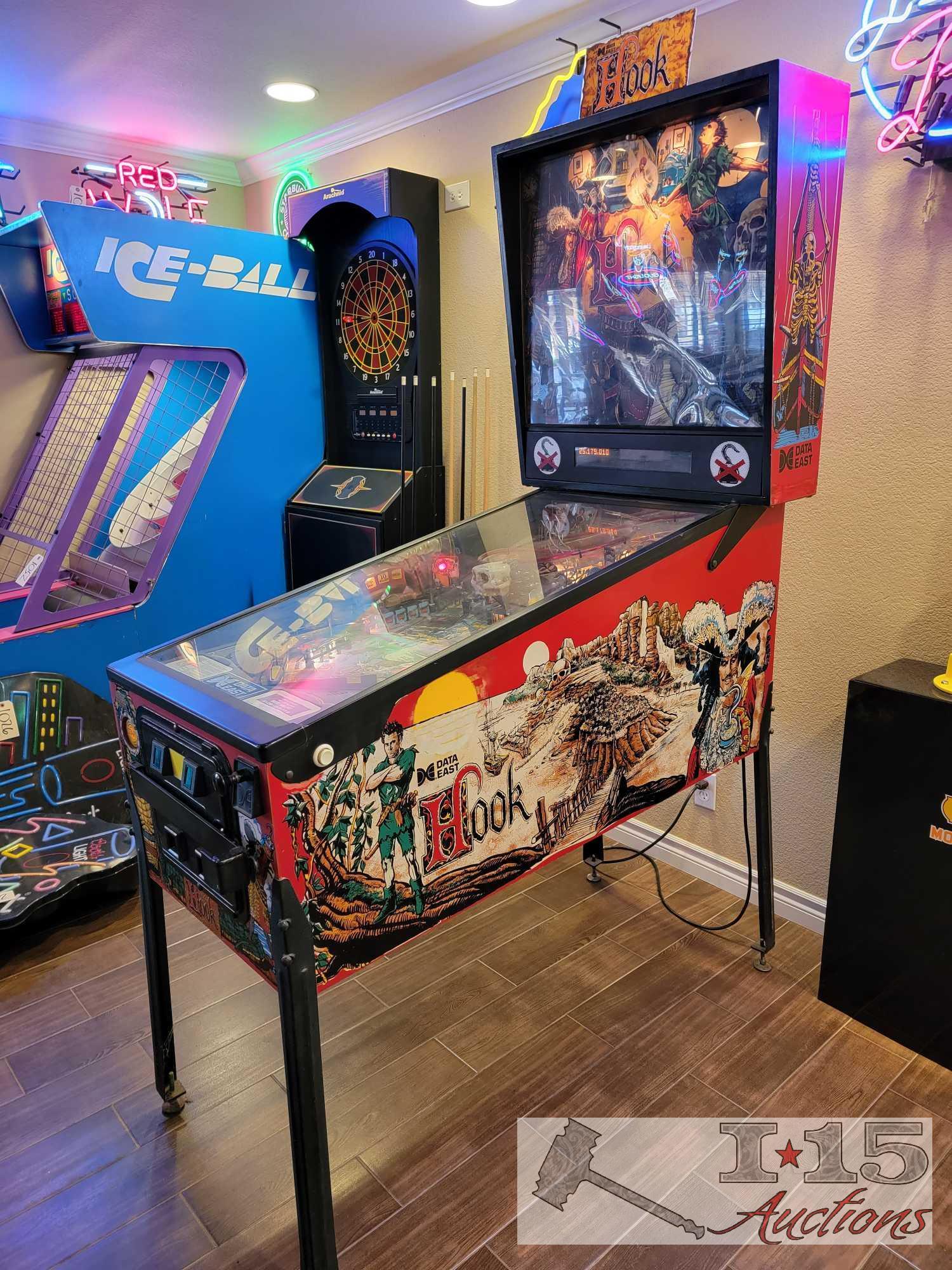 Hook Pinball Machine by Data East