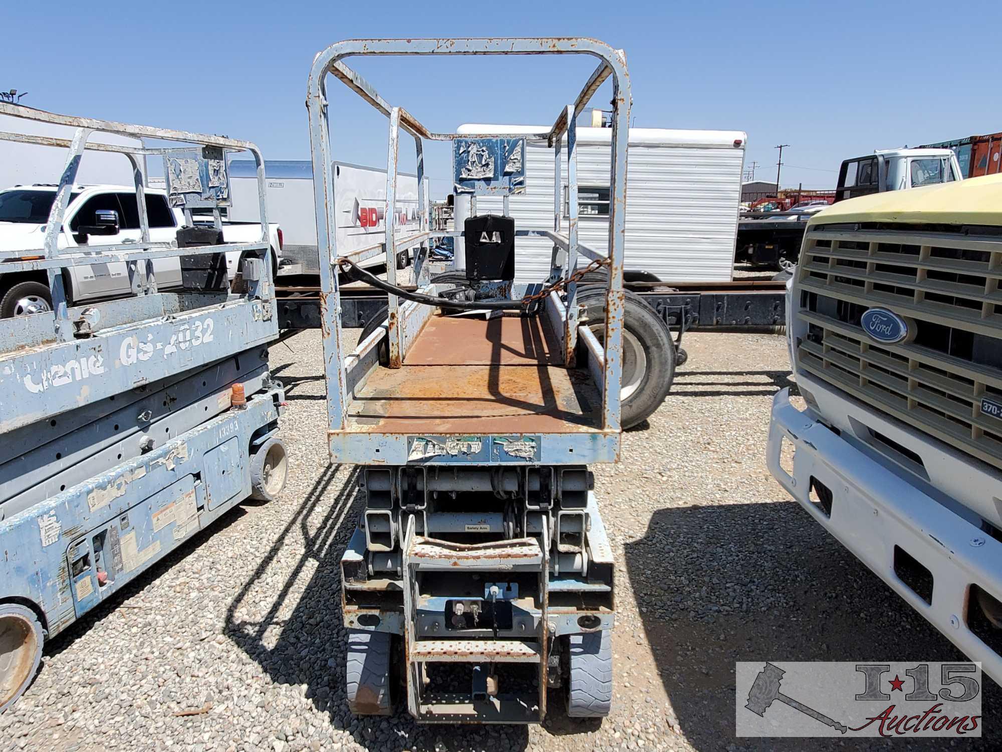 2007 Genie GSS2032 Scissor Lift