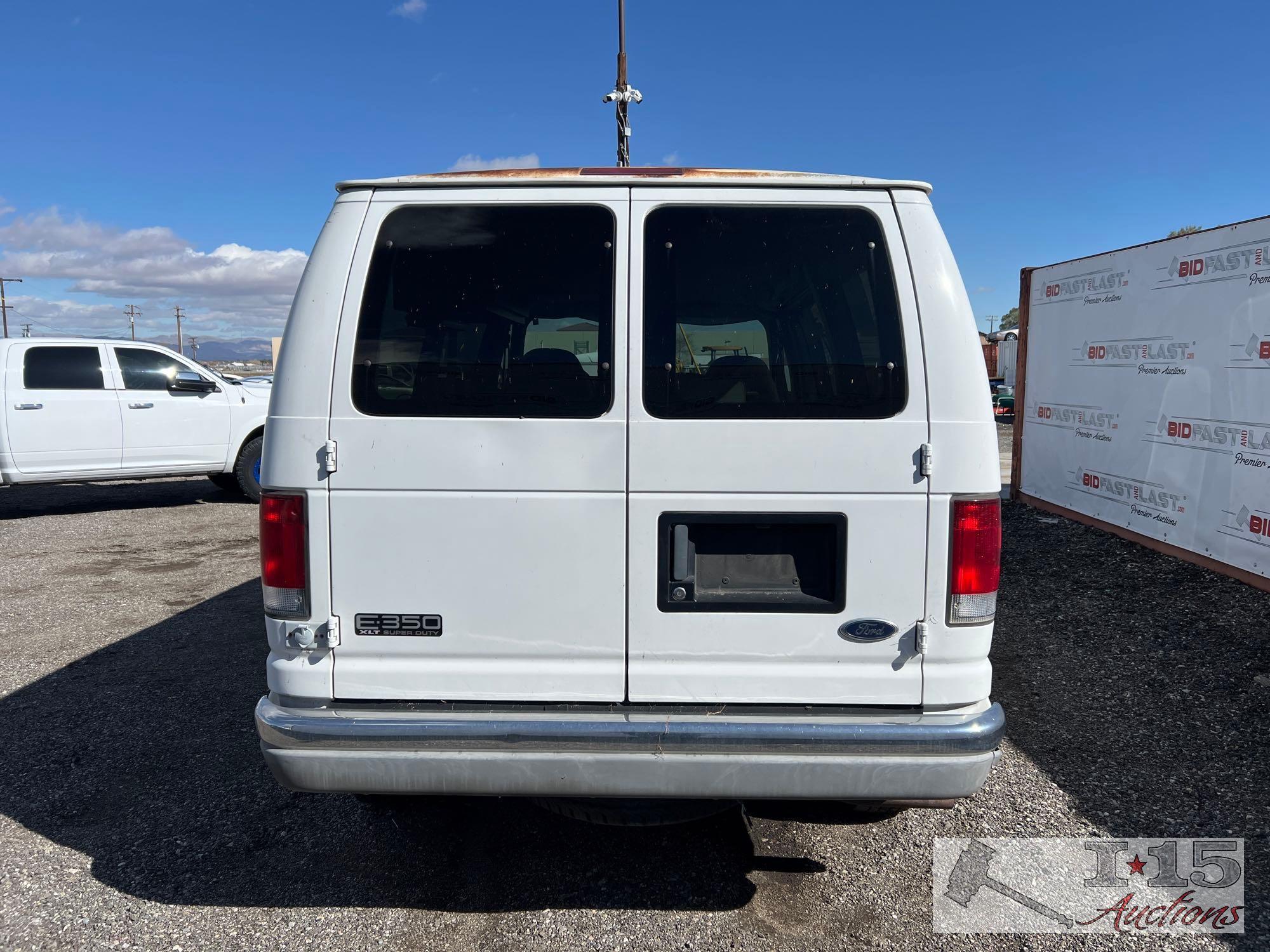 1999 Ford Econoline Wagon