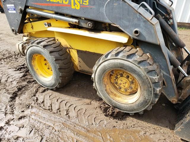 New Holland LS180 Skidsteer