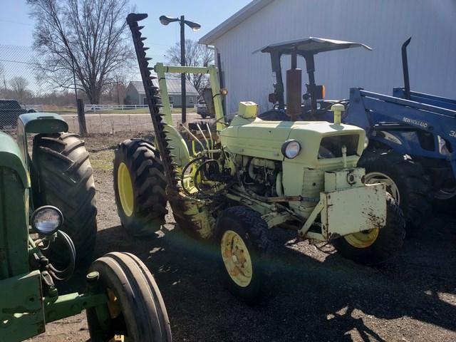 Ford 3400 Gas w/Side Sickle/AS IS