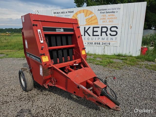 Case International 8420 Round Baler