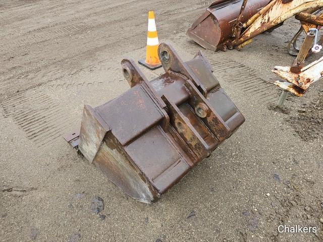 Case 30in. Backhoe Bucket