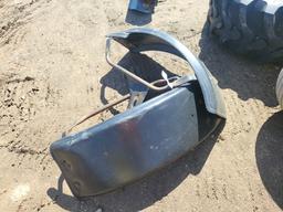 Pr. Front Tractor Fenders