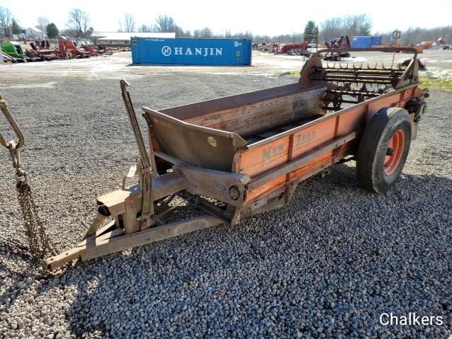 New Idea 201 PTO Manure Spreader