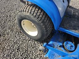 New Holland TZ24DA 4x4 w/Belly Mower