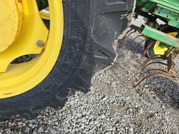 John Deere 900HC w/Cultivators