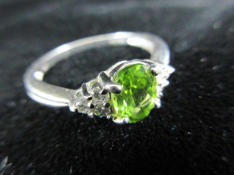 Green Center Stone .925 Silver Ring