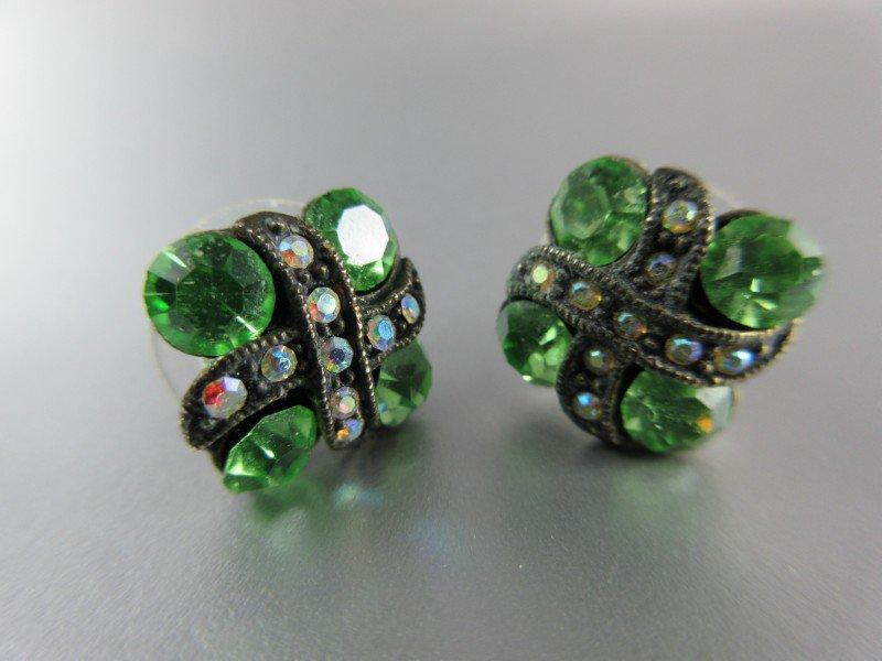 Vintage Green Rhinestone earrings