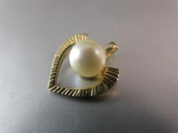 14K Yellow Gold Pearl Accent Pendant