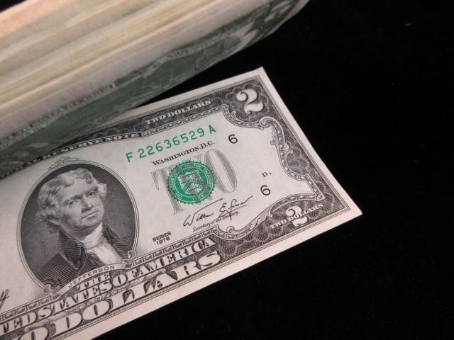Lot of 30 2.00 Consecutive Numbered Bills 1976