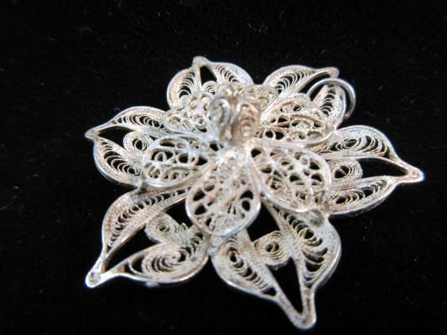 Sterling Silver Vintage Flower Pendant 1.5”