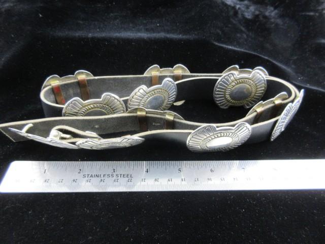 Really nice vintage leather sterling silver Native American conch belt. 100