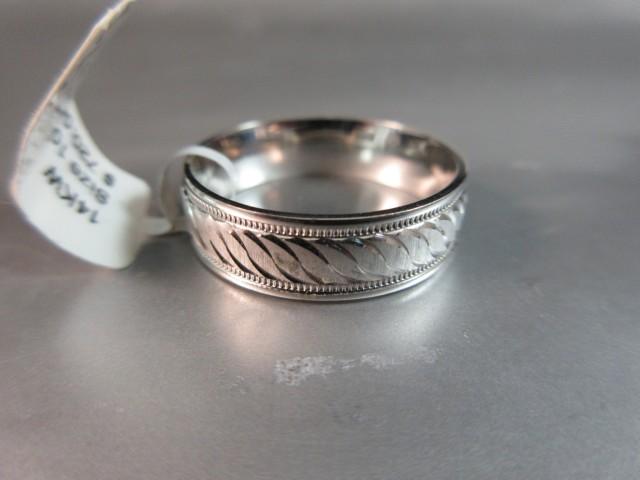 New 5.69gr 14K White Gold Band Style Ring Camelot