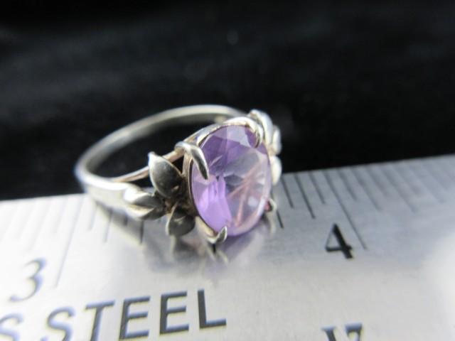 Vintage Amethyst Gemstone Sterling Silver Ring