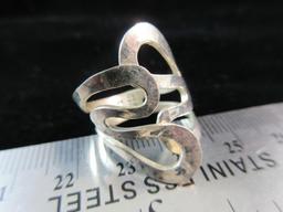 Signed Sterling Silver Modern Style Ring