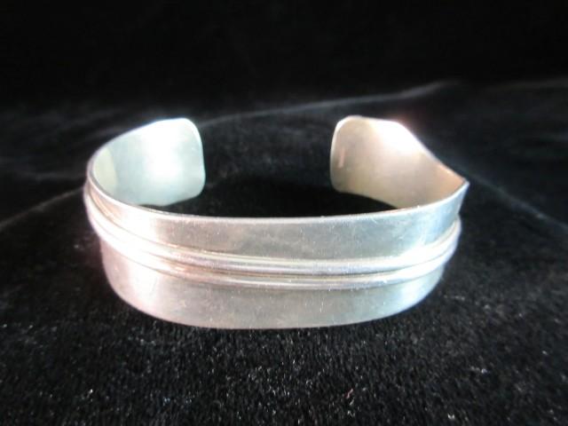 Vintage Sterling Silver Cuff Style Bracelet