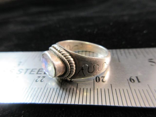 Sterling Silver Vintage Blue Quartz Gemstone Ring