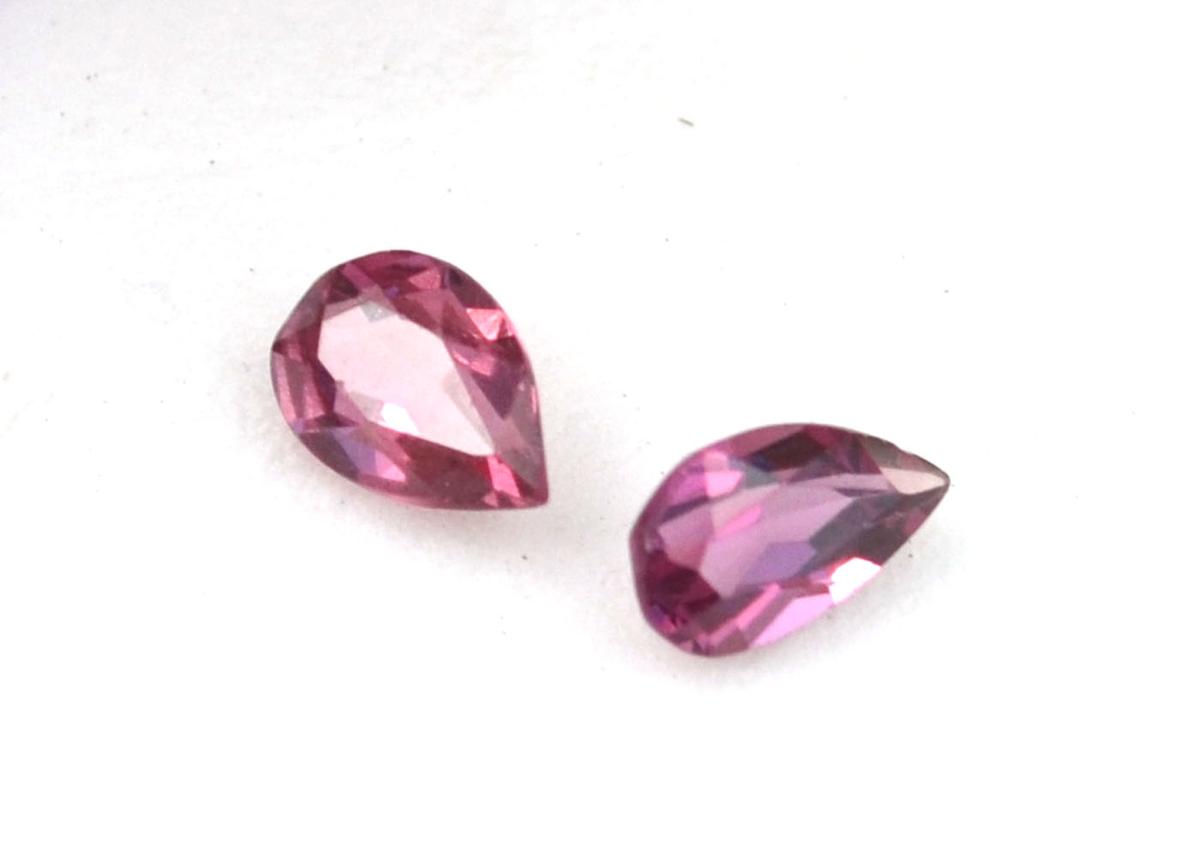 1.00 Carat Matched Pair of Garnet