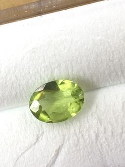 Peridot Oval 0.76 ct