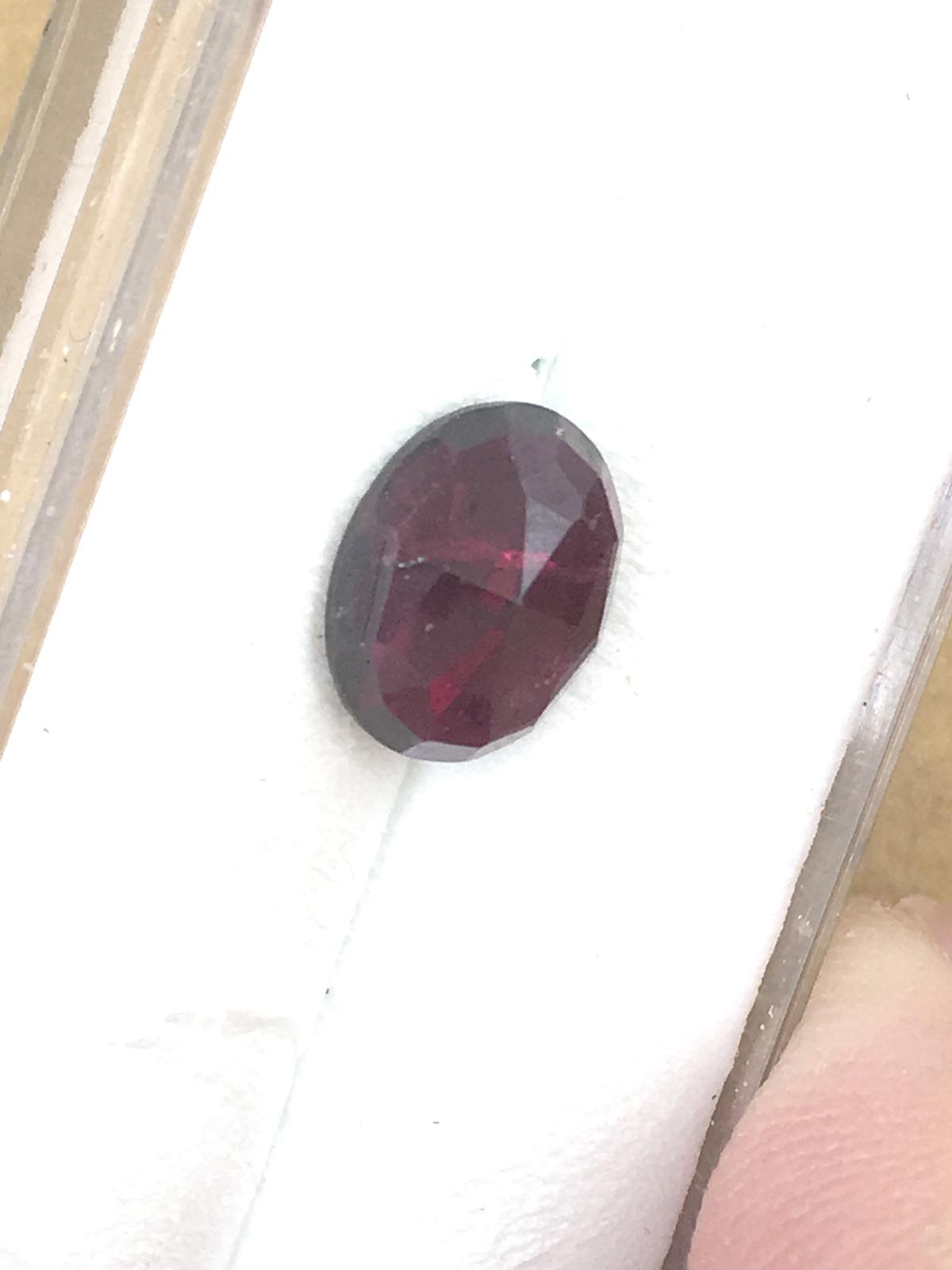 Pretty Garnet Oval 1.61 ct