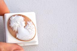 22.04 Carat Very Fine Antique Hand Carved Shell Cameo