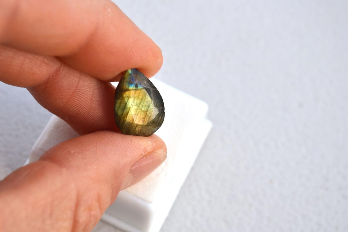 9.68 Carat Fine Faceted Labradorite