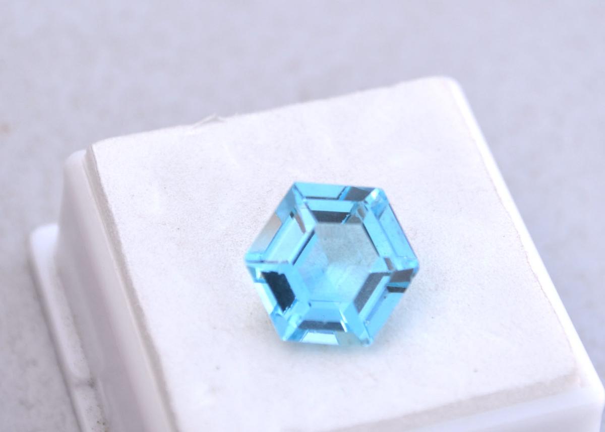 7.51 Carat Sky Blue Topaz